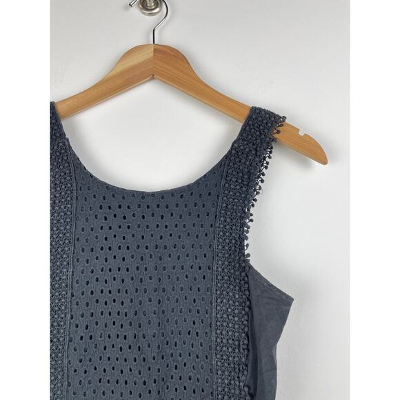 Who What Wear black thick strap eyelet tank top - size XS - Picture 3 of 6